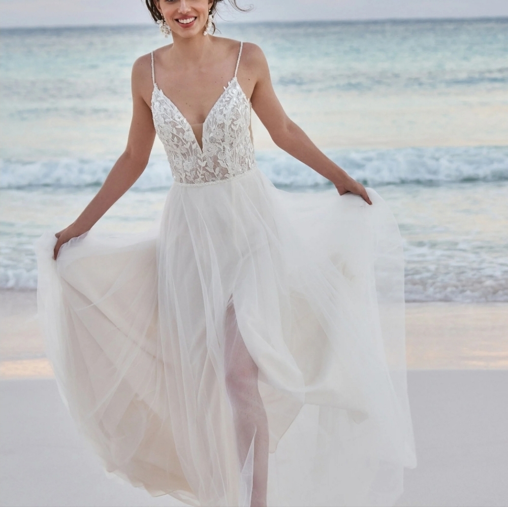 Cassia Wedding Dress - NIB!
